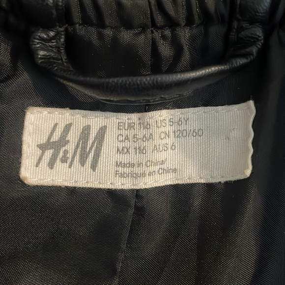 H&M Black Faux Leather Moto Jacket Size 5-6 Years - Picture 12 of 15